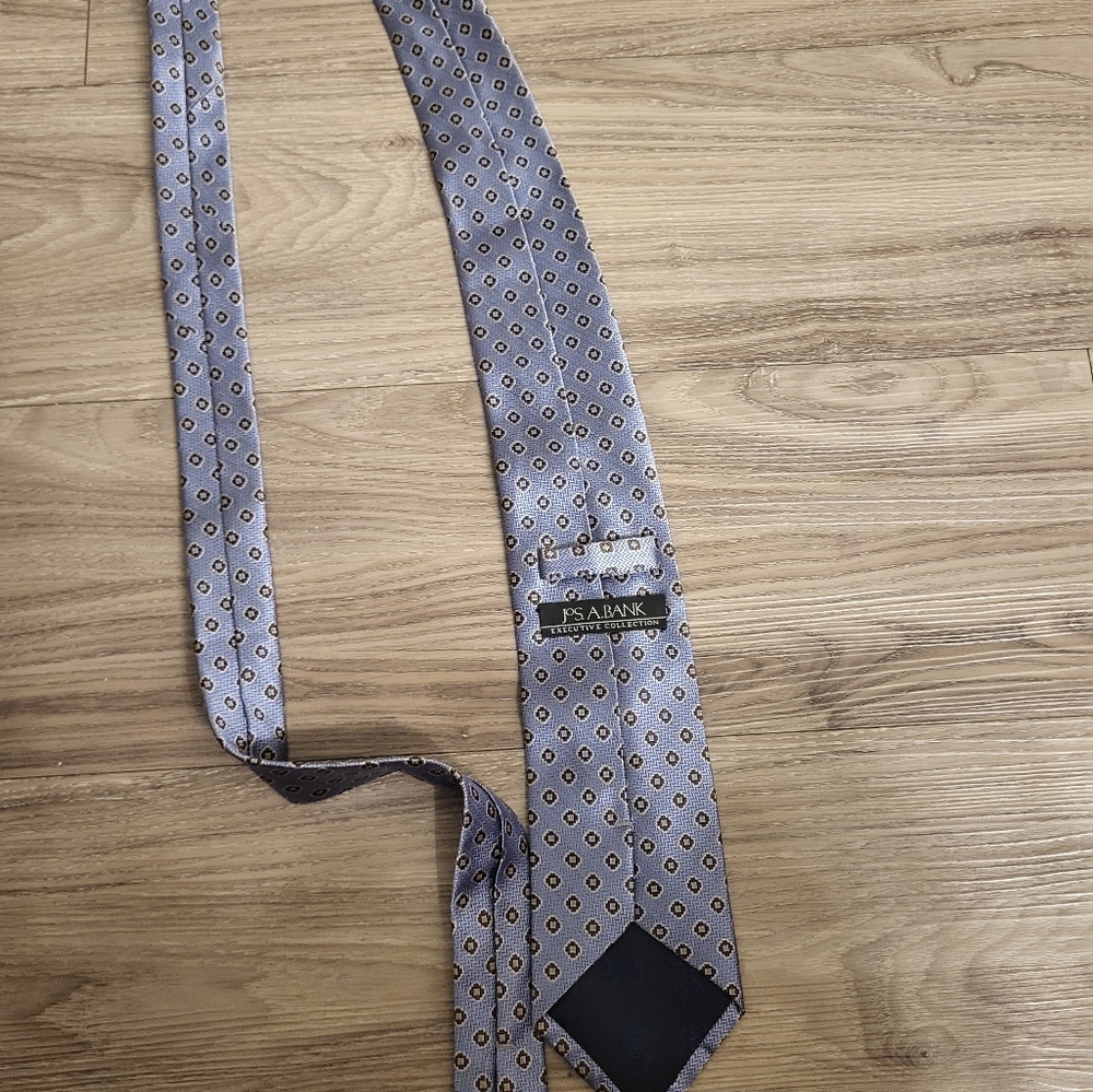 Jos a bank neck tie